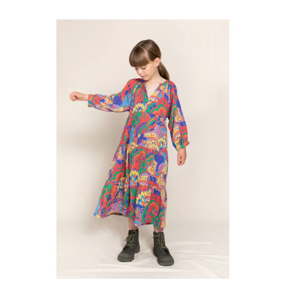Finger In The Nose Dress (Can Be Worn By Women)